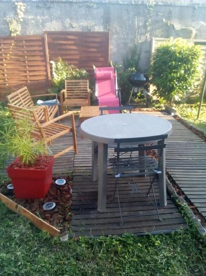 Pounette, Appartement T3 Centre / Thermes Luxeuil Bagian luar foto
