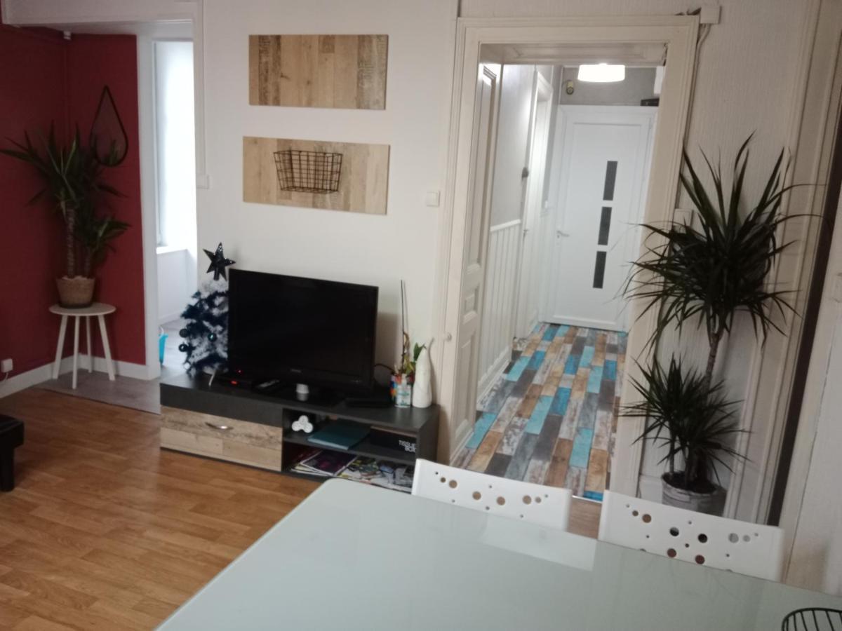 Pounette, Appartement T3 Centre / Thermes Luxeuil Bagian luar foto